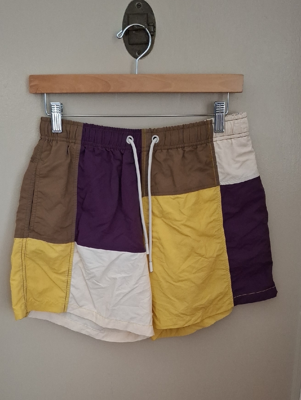 Zara Patchwork Drawstring Athletic Shorts in Purple, Yellow, Brown, Cream_1